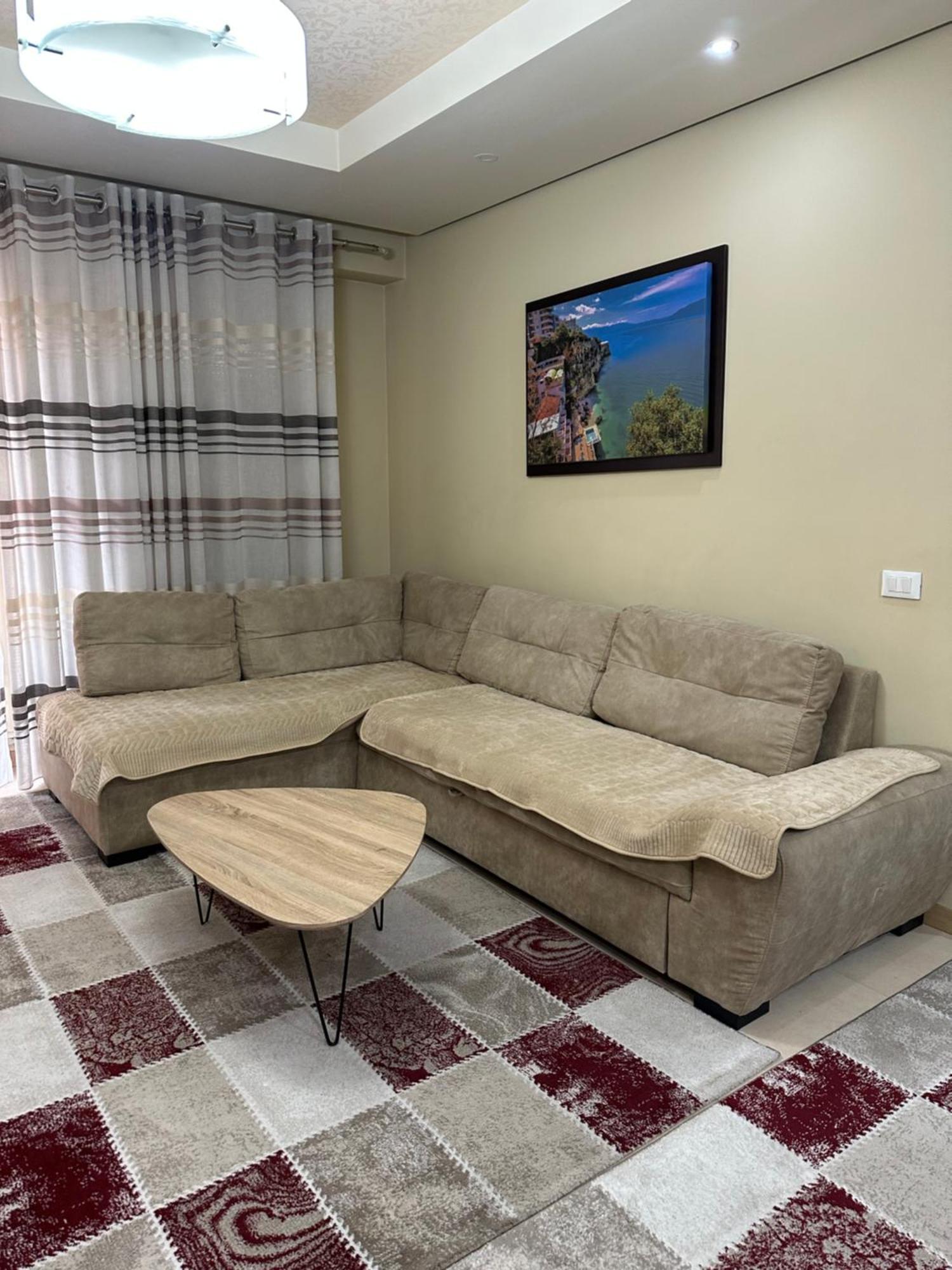 Kevin'S Apartment Delijorgj Tirana Exteriör bild